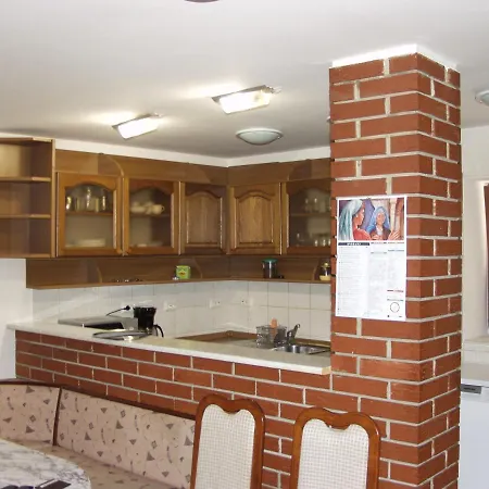 Apartment J&m *