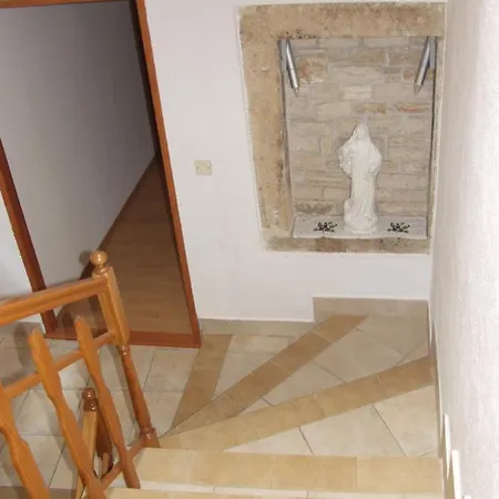 J&m Apartment
