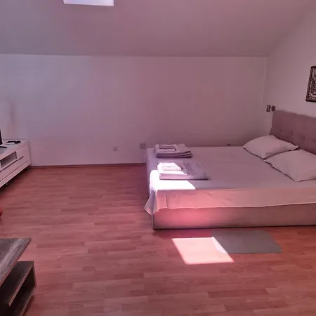J&m Lägenhet *